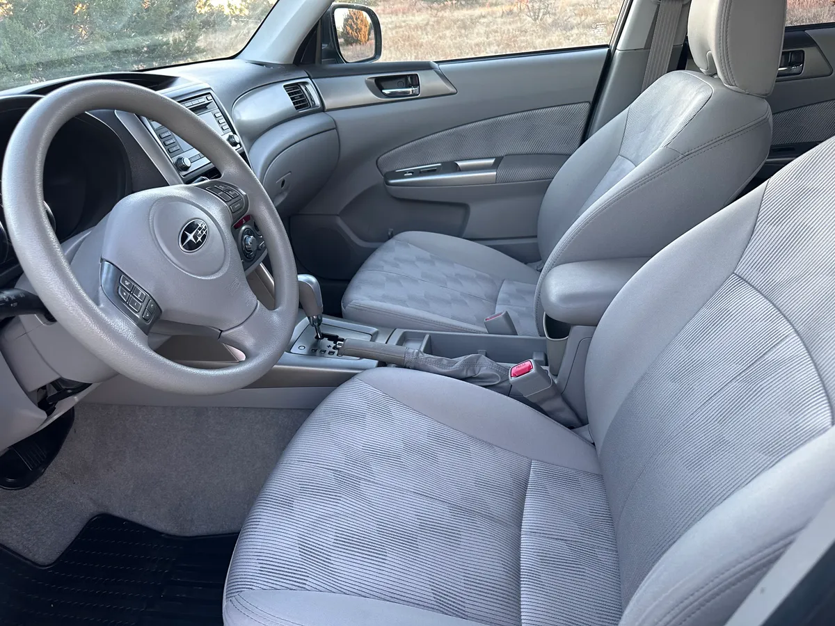 2010 Subaru Forester — photo 11