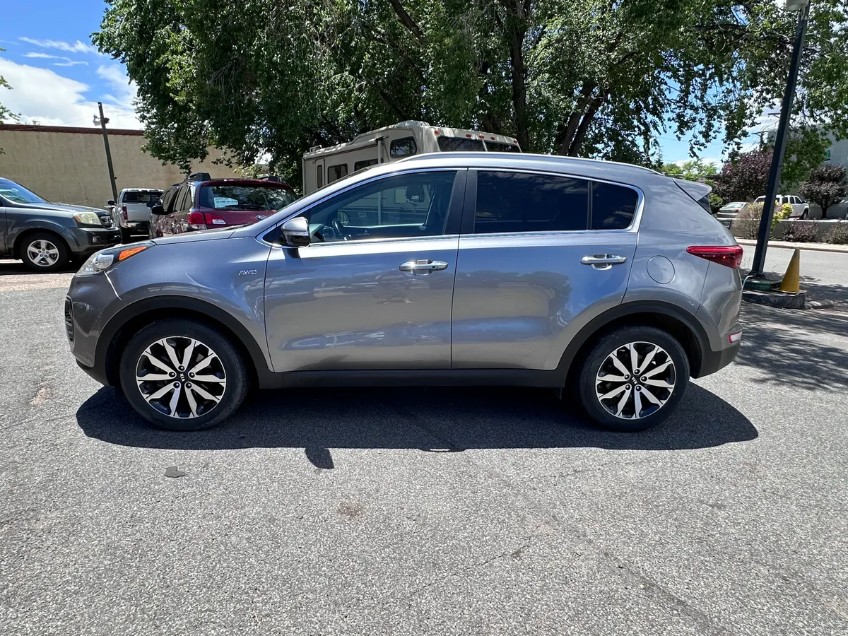 2017 Kia Sportage — photo 3