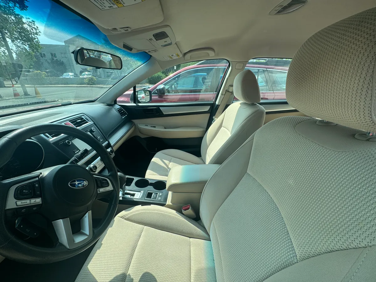 2017 Subaru Outback — photo 6