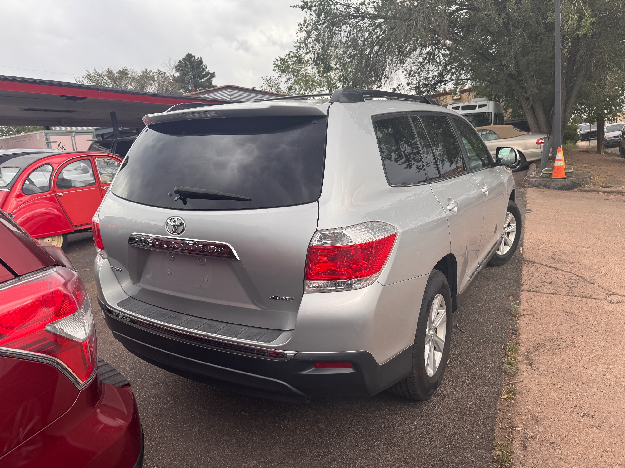 2011 Toyota Highlander — photo 5